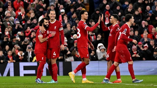 Những thay đổi kịp thời của Liverpool